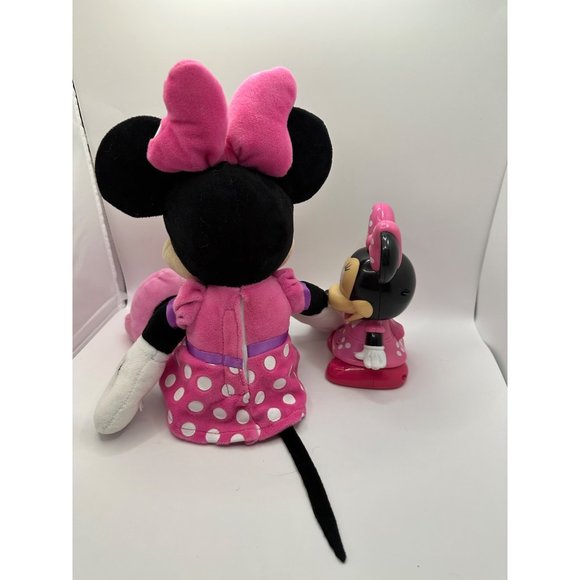 Mini Mouse plush stuffed animal and flashlight - Picture 4 of 5